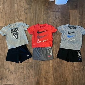 24 mo/ 2T Nike lot